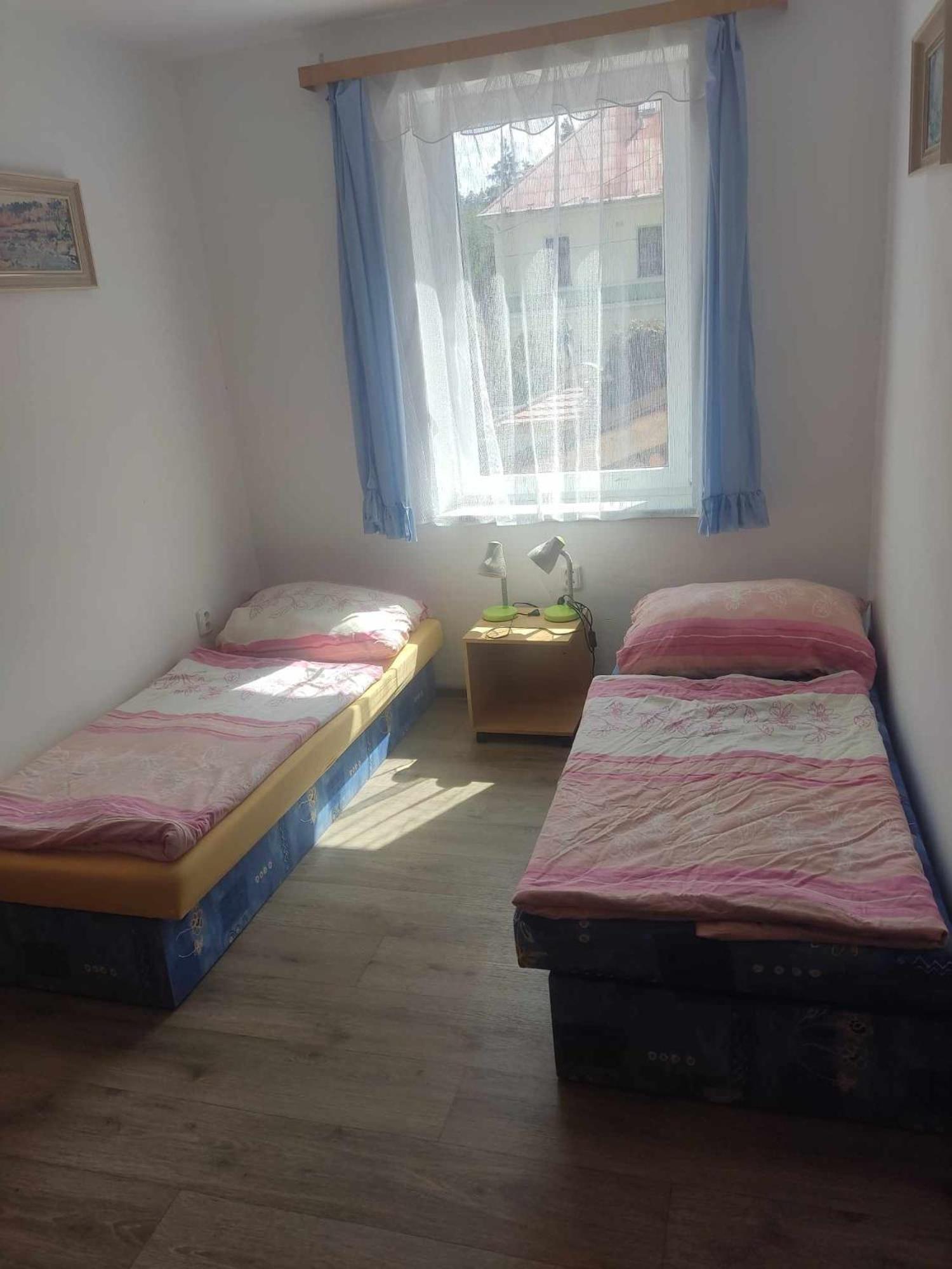 Ubytovani Pod Hradem Dobronice 111 Luaran gambar